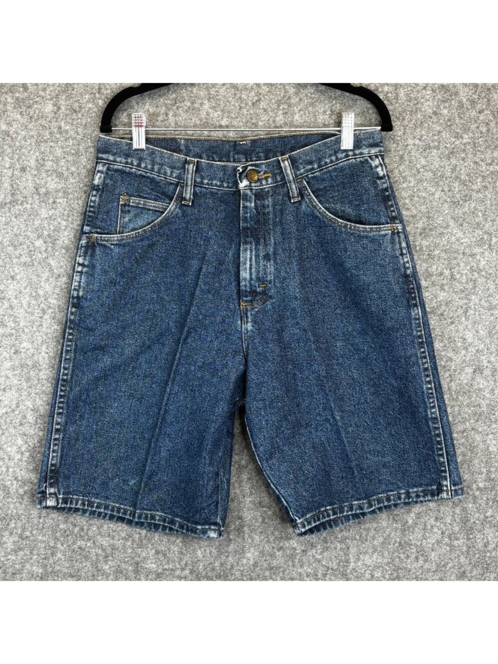 Wrangler Mens Size 30 Jean Shorts Relaxed Fit Blue Denim Jorts Casual Style NWT